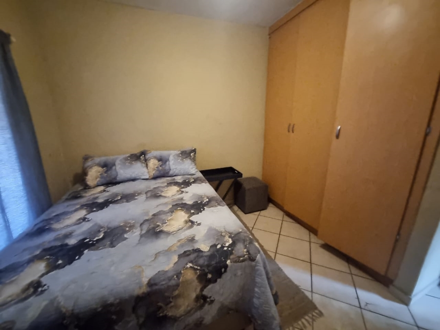 1 Bedroom Property for Sale in Rustenburg Central North West